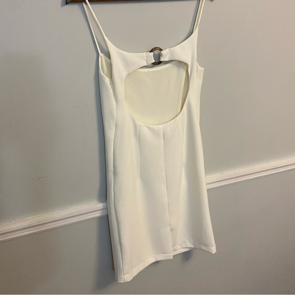 Anthropologie PepaLoves minimalist keyhole back mini dress - Picture 5 of 8